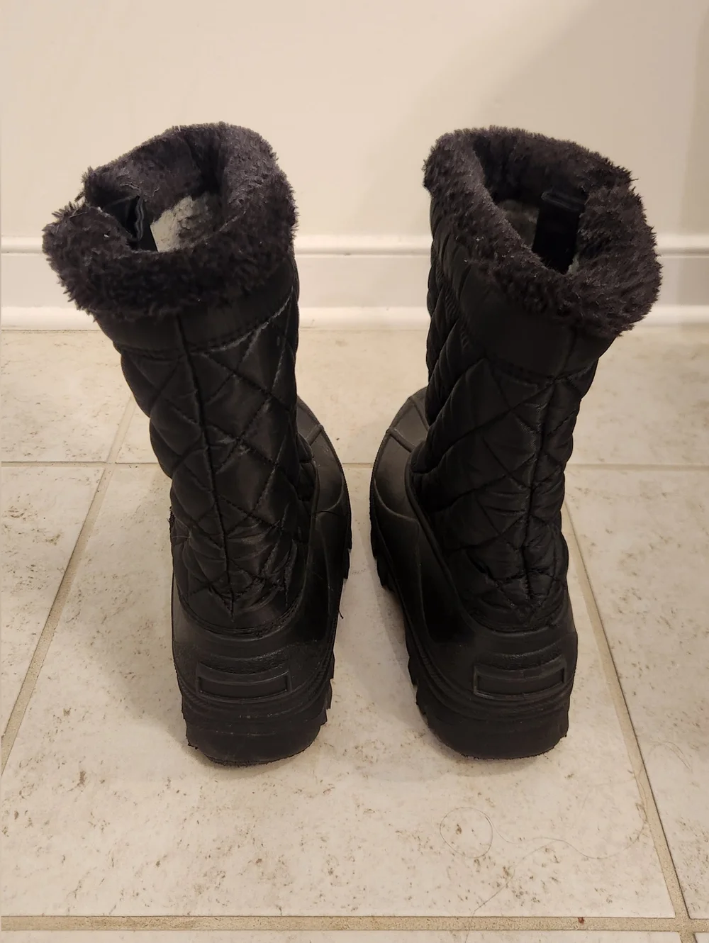 Women's Size 10 Black Winter ‎ Quilted Waterproof Snow Boots